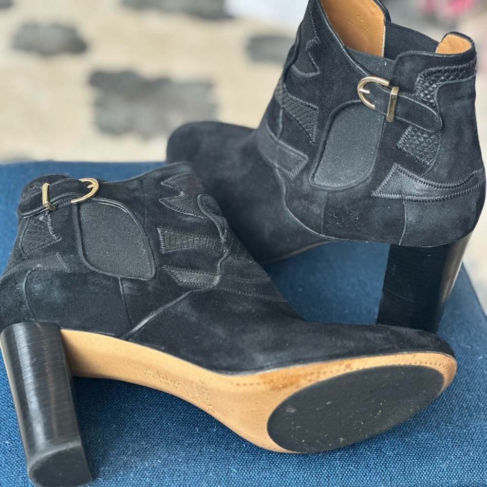 LIKE NEW: Sézane “Leon” suede and leather ankle boots size 42 (US 10-10.5)